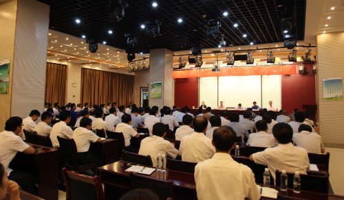 建設集團召開干部大會：陜煤集團黨委副書記、董事尤西蒂宣布公司新一屆領導班子任命