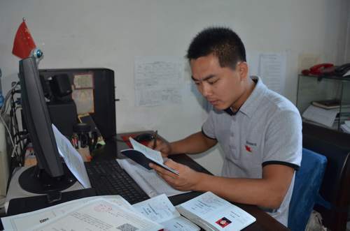 青春因奮斗而美麗