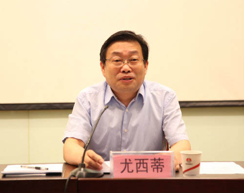 新班子上任一個(gè)月，看他們都忙了些啥？