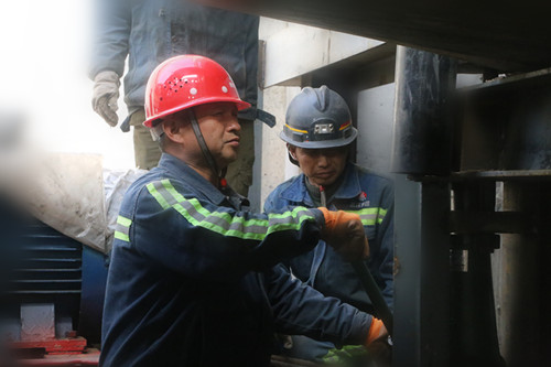 施工現(xiàn)場的“藍精靈”