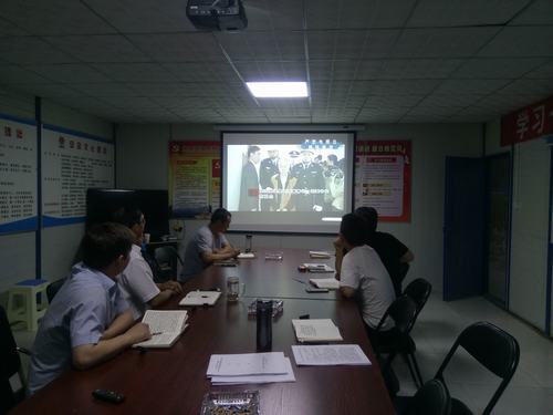 簽定家庭助廉承諾書 吹好廉潔從業(yè)“枕邊風”