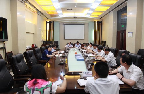 陜煤集團(tuán)信訪維穩(wěn)和反恐怖工作調(diào)研組對(duì)陜煤建設(shè)開展工作調(diào)研