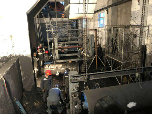 陜煤建設(shè)機(jī)電安裝公司奮戰(zhàn)31小時確保曹家灘礦原煤生產(chǎn)系統(tǒng)成功出煤