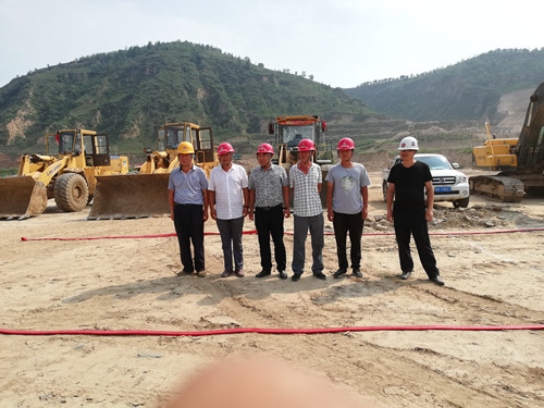 陜煤建設(shè)天工公司土建三部清澗北國棗業(yè)紅棗深加工項(xiàng)目破土動工