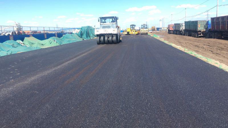 陜煤建設(shè)路橋分公司小保當(dāng)運(yùn)煤專線道路順利通車(chē)