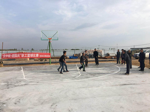陜煤建設(shè)機(jī)電安裝公司曹家灘項(xiàng)目部：舉辦“慶中秋·迎國(guó)慶”職工籃球賽比賽