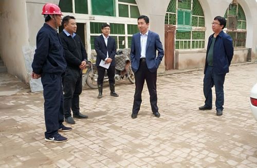 陜煤集團(tuán)總經(jīng)理助理、榆林合力集團(tuán)董事長范京道一行蒞臨陜煤建設(shè)天工公司承建的清澗北國棗業(yè)紅棗深加工項(xiàng)目視察指導(dǎo)工作