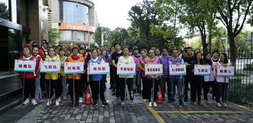 展現(xiàn)追趕精神，奮發(fā)超越活力