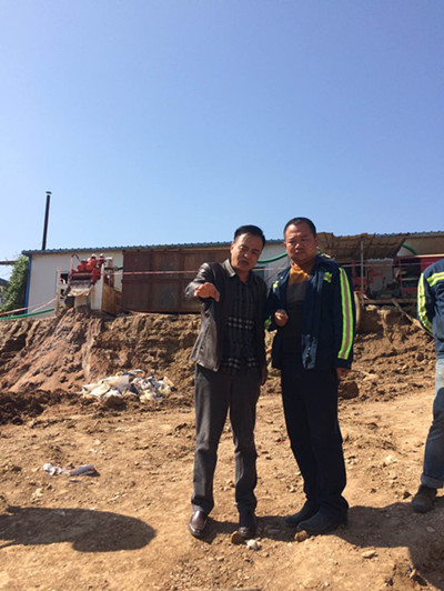 陜煤建設(shè)機電安裝公司:現(xiàn)場辦公推進工程項目建設(shè)