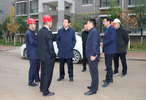 銅川市副市長高毅蒞臨銅煤1#、2#小區(qū)現(xiàn)場調(diào)研檢查供暖準備工作