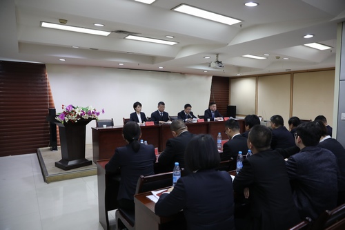 路橋分公司召開“講、敢、改”專題教育和違規(guī)收送禮金專項整治再動員會