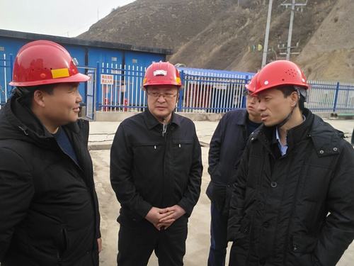 延安市副市長(zhǎng)王軍營(yíng)新年伊始蒞臨車村項(xiàng)目部調(diào)研