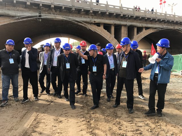 榆林市綏德縣檢查團一行蒞臨綏德項目施工現場檢查指導工作