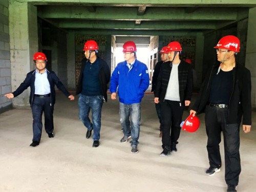 陜煤建設(shè)澄合分公司第七項目部承建的渭化生活區(qū)職工公寓工程順利通過主體驗收