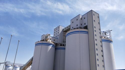 陜煤建設(shè)韓城分公司曹家灘選煤廠末煤倉(cāng)工程順利通過竣工驗(yàn)收