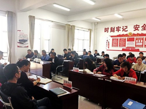 陜煤建設澄合分公司第十二項目部承建的曹家灘六個單體順利通過竣工驗收