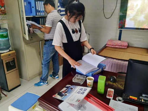 對標(biāo)學(xué)習(xí)找差距 相互交流促提升