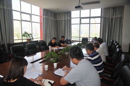 侯本英調研陜北片區(qū)單位工作并指導主題教育活動開展