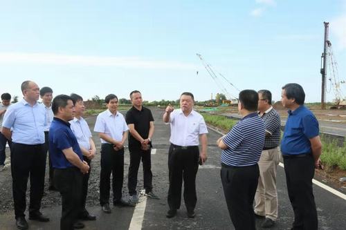 公司領導寧興剛、王寧、楊讓順深入渭南開沃項目檢查指導工作