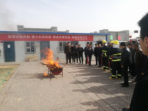 陜煤建設(shè)掘進公司：轉(zhuǎn)觀念 改作風(fēng) 依法依規(guī)保安全