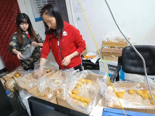 陜煤建設韓城分公司土建十二項目部全體干部職工歡樂祥和度中秋