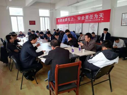 銅煤一、二號(hào)住宅小區(qū)最后一棟住宅樓順利通過竣工驗(yàn)收！