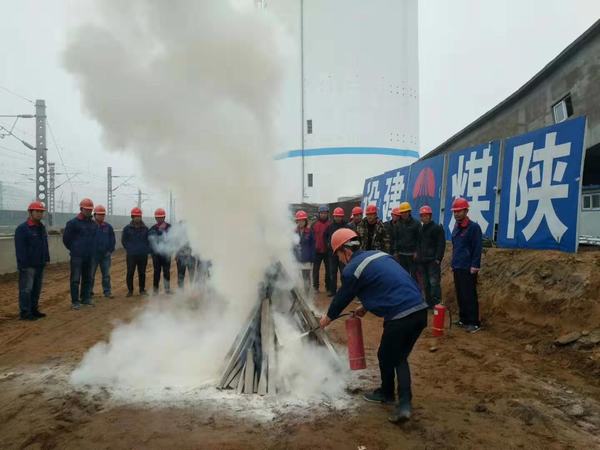 陜煤建設(shè)韓城分公司土建五項目部全力打響年終冬期施工攻堅戰(zhàn)