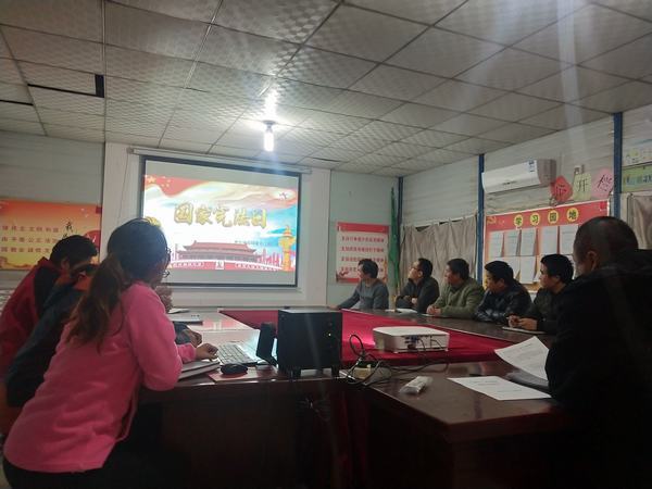 陜煤建設(shè)澄合分公司各單位積極開(kāi)展“法制宣傳日”活動(dòng)