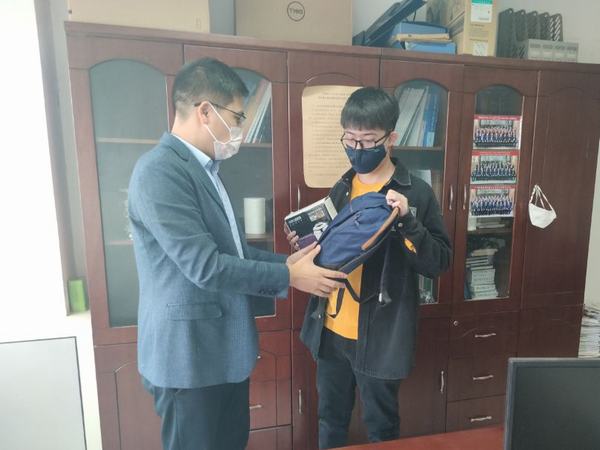 陜煤建設(shè)礦建二公司工會開展新入職員工關(guān)愛活動(dòng)