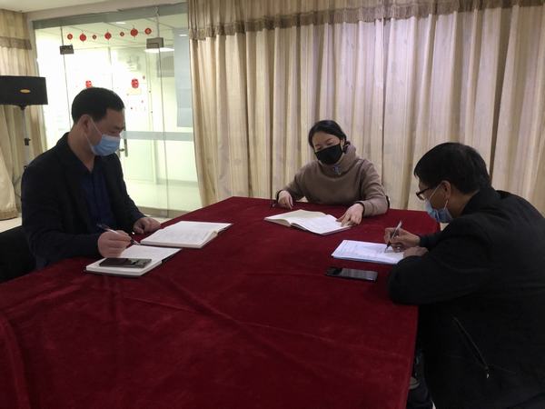 陜煤建設(shè)礦建二公司：讓黨旗飄揚(yáng)在生產(chǎn)施工的主戰(zhàn)場(chǎng)