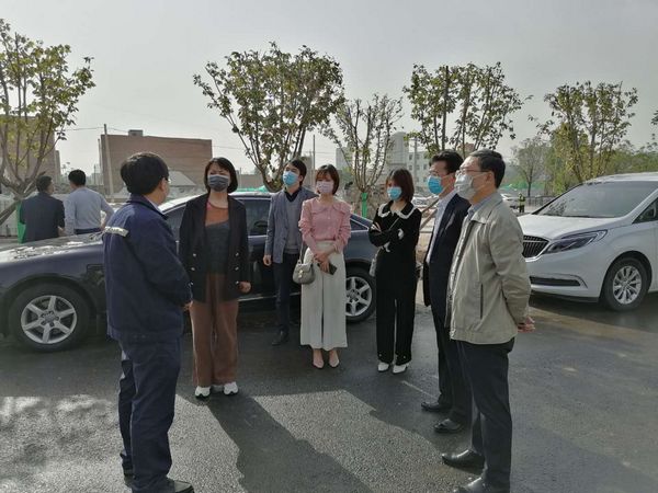 省國資委鄭玲、陜煤集團(tuán)副總經(jīng)理尚建選、陜煤研究院副院長王蘇健一行蒞臨陜煤研究院項目檢查指導(dǎo)工作