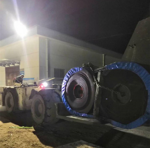 陜煤建設(shè)機(jī)電安裝公司承建的瑞能礦井下膠帶輸送機(jī)成功試運(yùn)轉(zhuǎn)