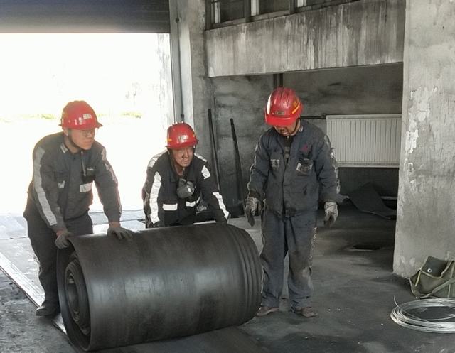陜煤建設(shè)洗選煤運(yùn)營公司：“五一”，我在這里奮戰(zhàn)