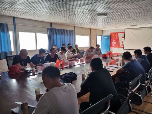 陜煤建設(shè)銅煤公司第一項(xiàng)目部承建的金地華府9#、10#、11#、14#、15#樓樁基工程順利通過驗(yàn)收