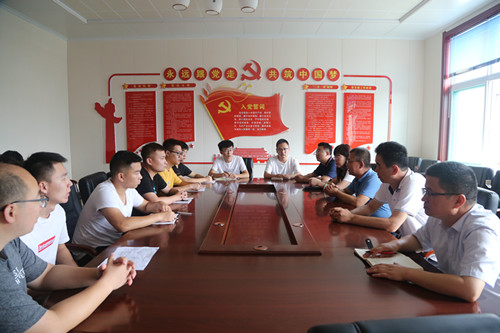 陜煤建設機電安裝公司：為新入職員工“傳經(jīng)授寶”