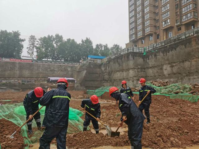陜煤建設(shè)韓城分公司土建二項目部：雨期來臨，聞“汛”而動，嚴(yán)陣以待抓“三防”