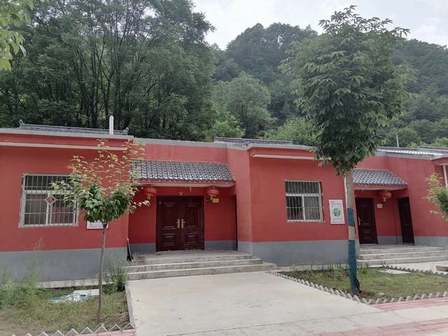 耀州區(qū)照金鎮(zhèn)五峰村移民搬遷工程完滿結(jié)束