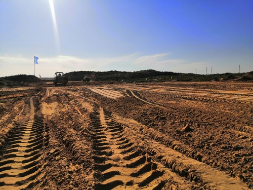 陜煤建設(shè)路橋分公司承建的榆北生產(chǎn)服務(wù)設(shè)施運(yùn)煤專線道路工程順利開(kāi)工