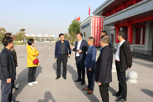 陜西省公路局公路養(yǎng)護處處長宋成志蒞臨川耀PPP項目檢查指導(dǎo)工作