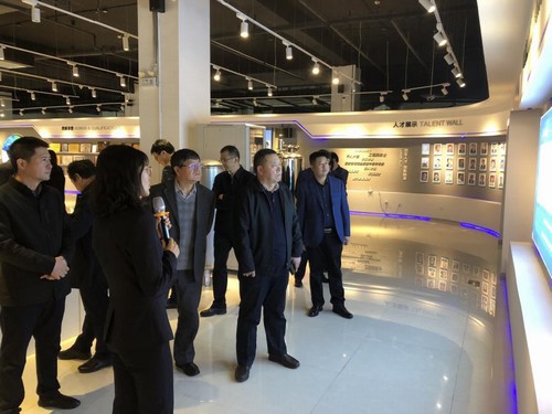 寧興剛、趙敬凱一行赴鄂爾多斯國家高新區(qū)考察項目