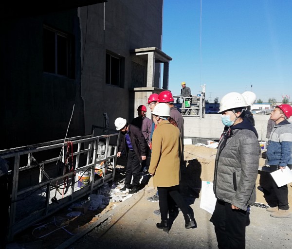 陜煤建設(shè)澄合分公司職工代表施工一線來“挑刺兒”