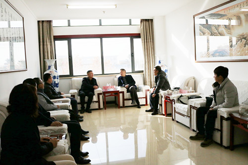 對標(biāo)學(xué)習(xí)強黨建  凝心聚力促發(fā)展