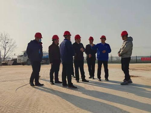 西安重裝集團黨委書記向新剛、副總工程師楊強來一行 蒞臨咸陽分公司銅煤機項目部檢查指導(dǎo)工作