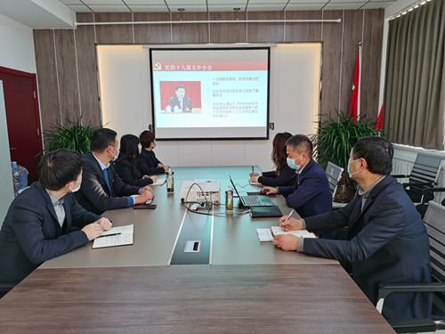 陜煤建設(shè)川耀公司：扎實做好宣傳宣講工作， 推動黨的十九屆五中全會精神落到實處
