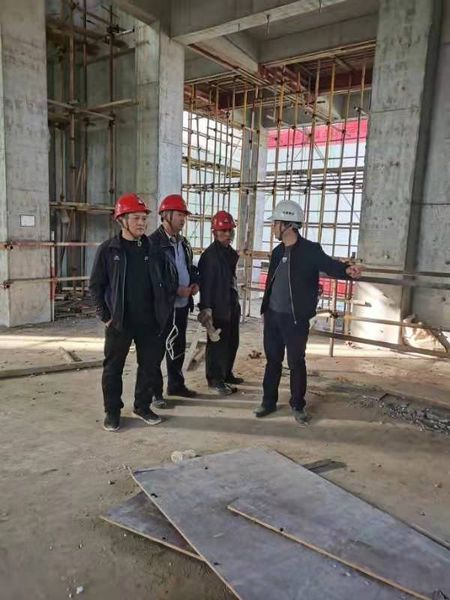 陜煤建設(shè)天工公司中儲(chǔ)糧項(xiàng)目部開(kāi)展查隱患、堵漏洞、找盲區(qū)、補(bǔ)短板安全生產(chǎn)大檢查活動(dòng)