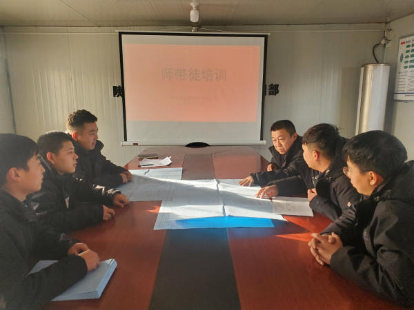 “師帶徒”促成長，“傳幫帶”正能量