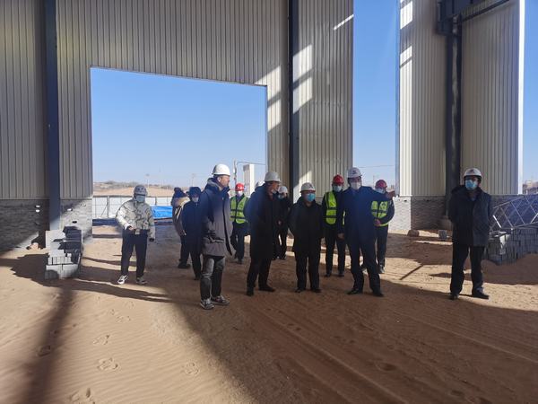 榆林市城市投資經(jīng)營(yíng)集團(tuán)黨委副書記、總經(jīng)理郝君深入陜煤建設(shè)榆林公司杭蕭綠色鋼結(jié)構(gòu)產(chǎn)業(yè)制造基地項(xiàng)目檢查指導(dǎo)工作