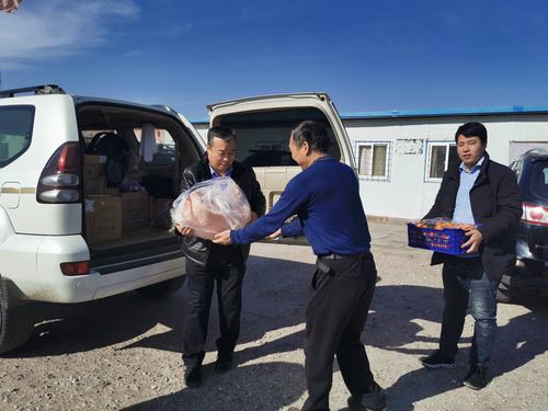 陜煤建設掘進公司：節(jié)前慰問暖人心  一言一行總關情