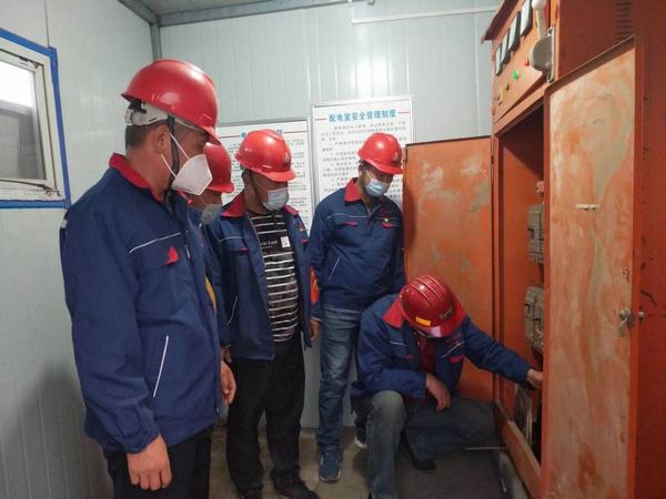 陜煤建設(shè)韓城分公司土建九項(xiàng)目部發(fā)揚(yáng)“三牛精神”奮進(jìn)新征程