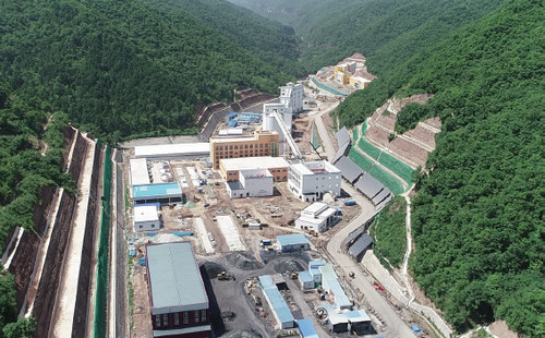 陜煤建設(shè)銅煤公司承建的陜西美鑫公司冶坪煤礦動篩車間等四個(gè)單位工程順利通過竣工驗(yàn)收